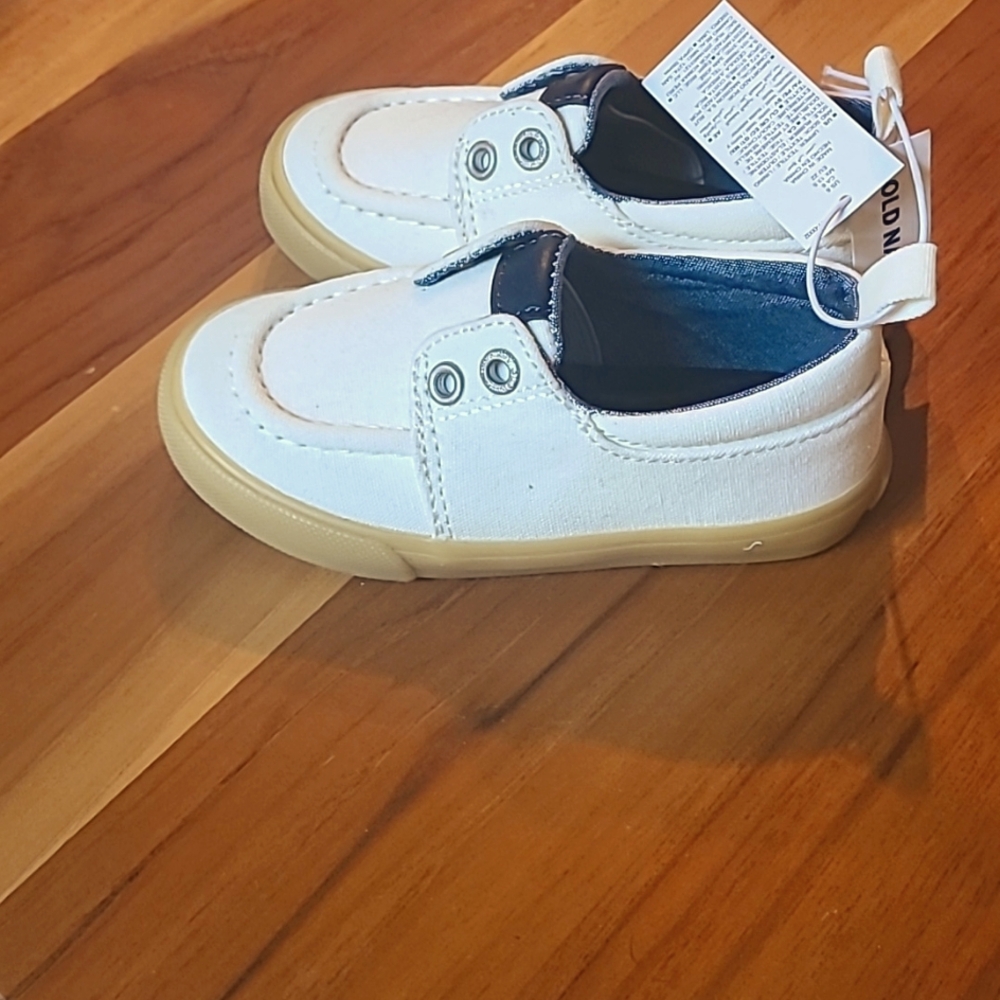 Old Navy white Canvas boat shoe sneakers toddler boy Size 6 Brand new - Picture 4 of 9